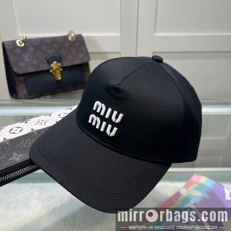 Replica Miumiu cap dx49