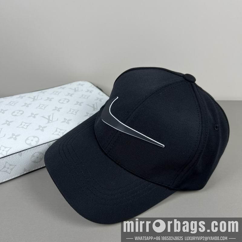 Replica Nike Cap dx13