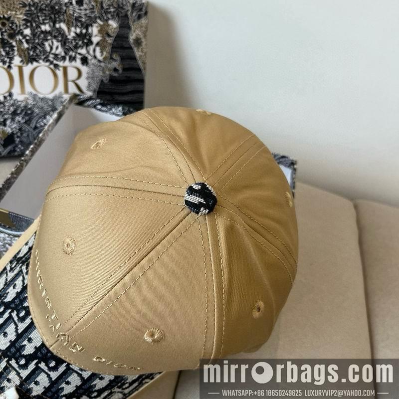 Replica Dior Hat dx18