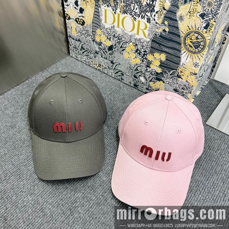 Replica Miumiu cap dx75