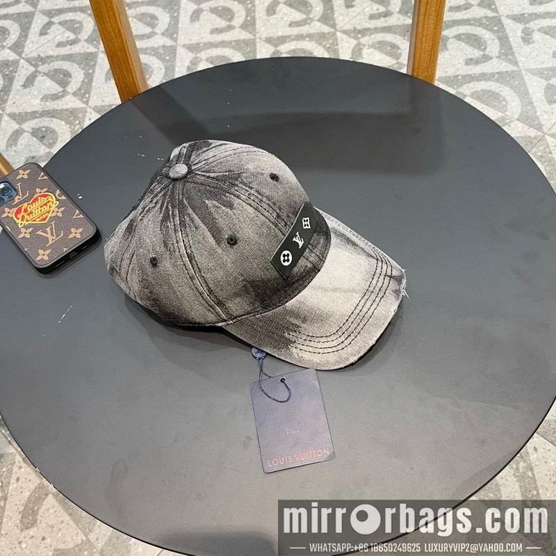 Replica LV cap 042809
