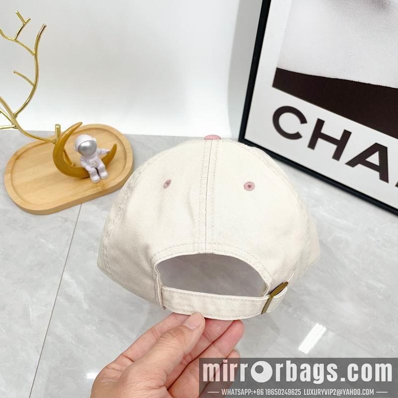 Replica Chanel cap dx38