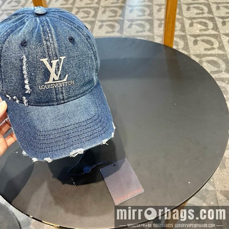 Replica LV  cap 072302