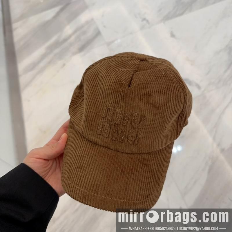 Replica Miumiu Cap dx37