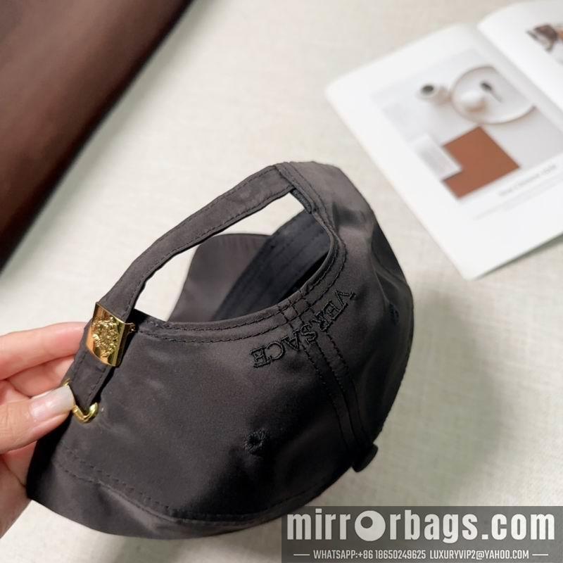 Replica Versace cap dx08