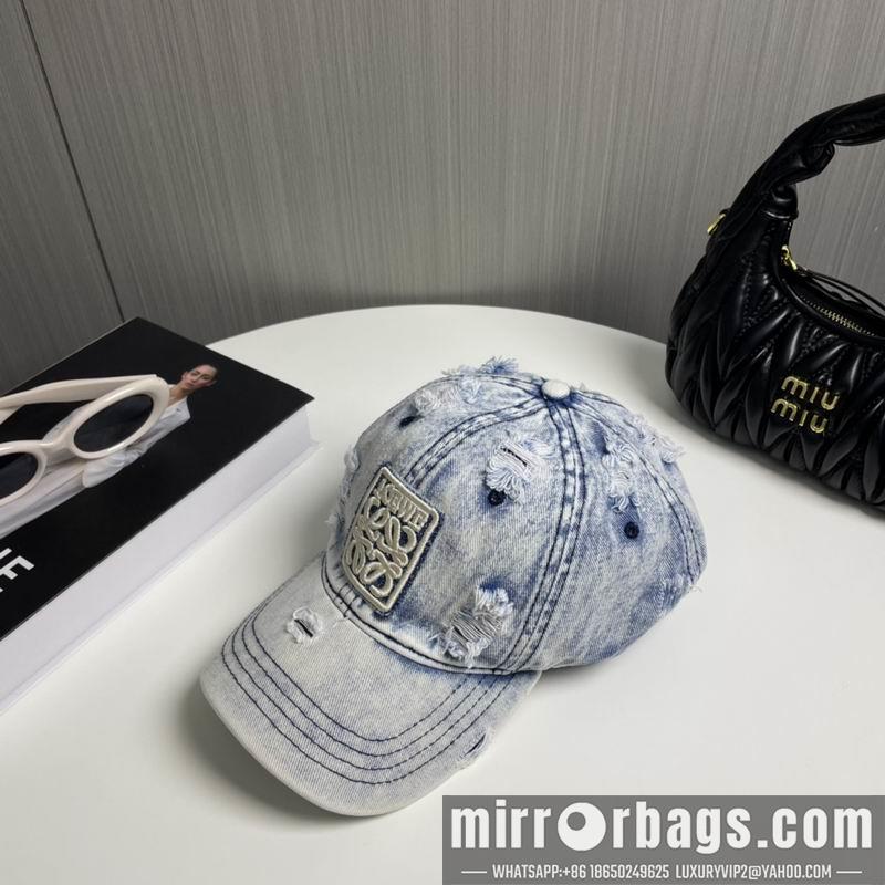 Replica Loewe cap dx50
