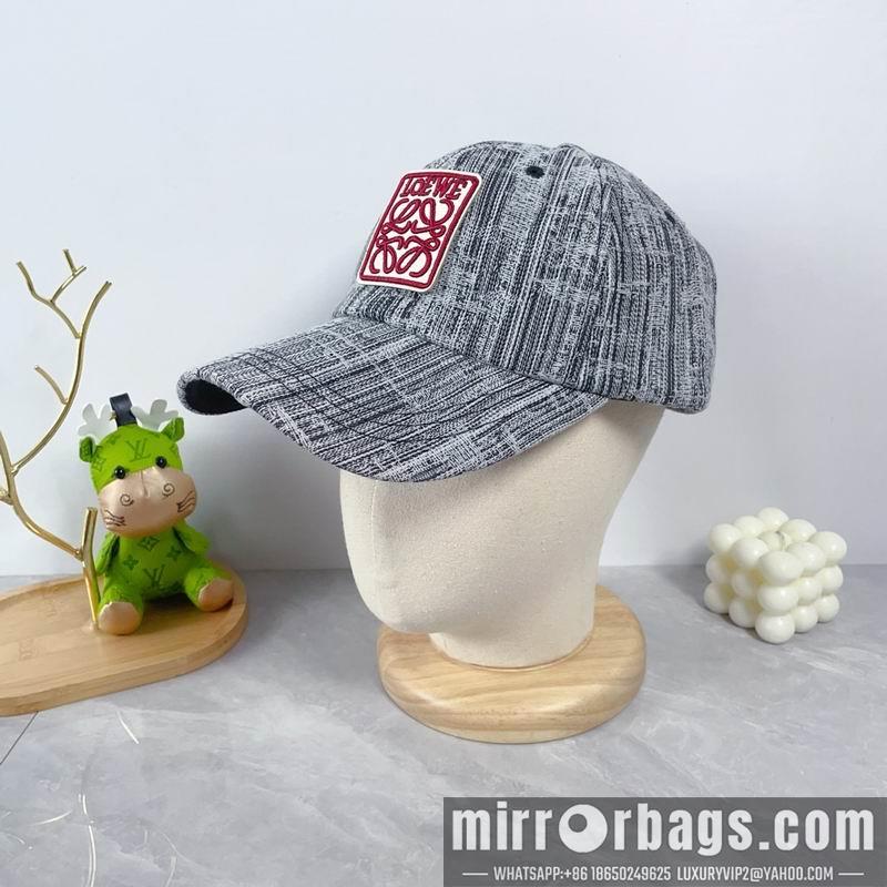 Replica Loewe cap dx27