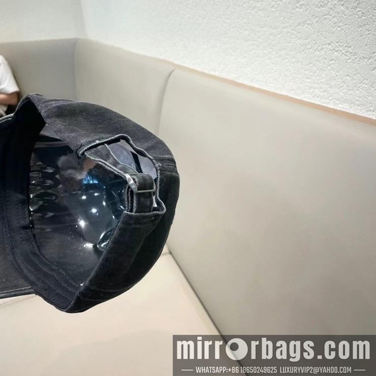 Replica Balenciaga Cap 032002