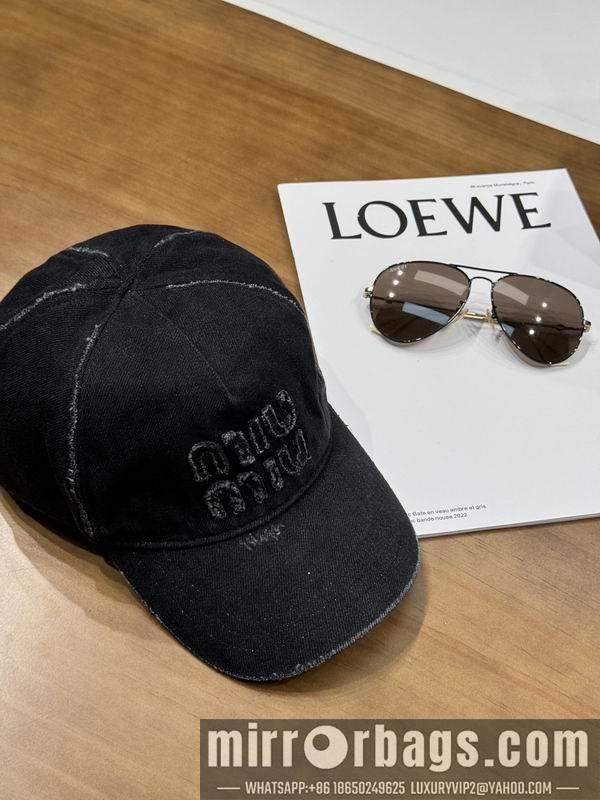 Replica Miumiu cap dx94
