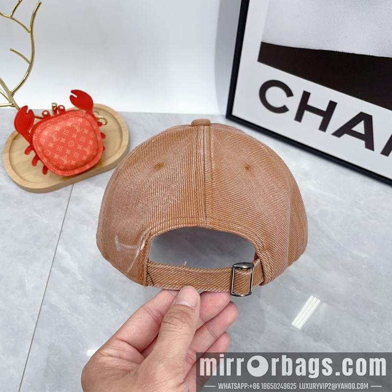 Replica Fendi cap dx70