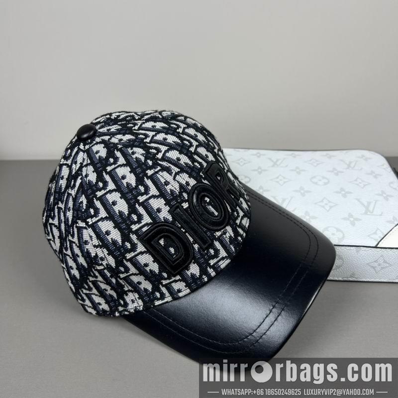 Replica Dior cap dx24