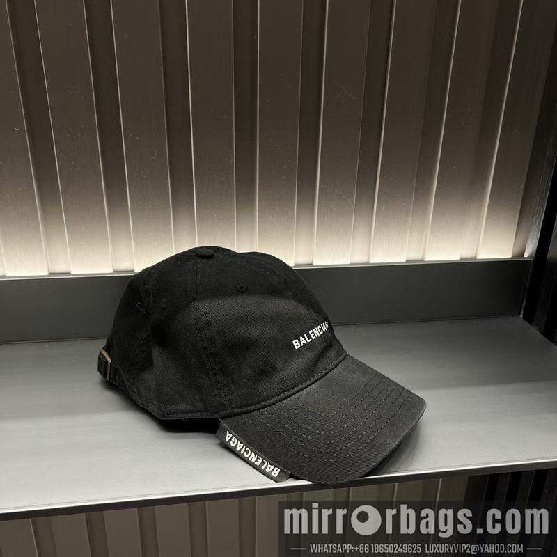 Replica Balenciaga cap dx40