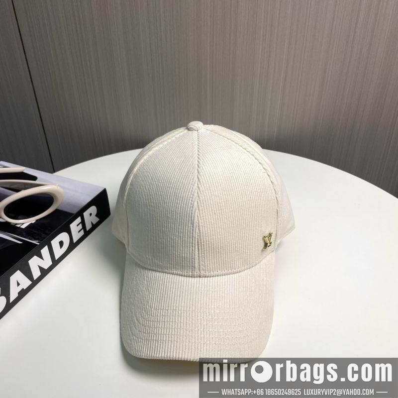 Replica LV cap dx113