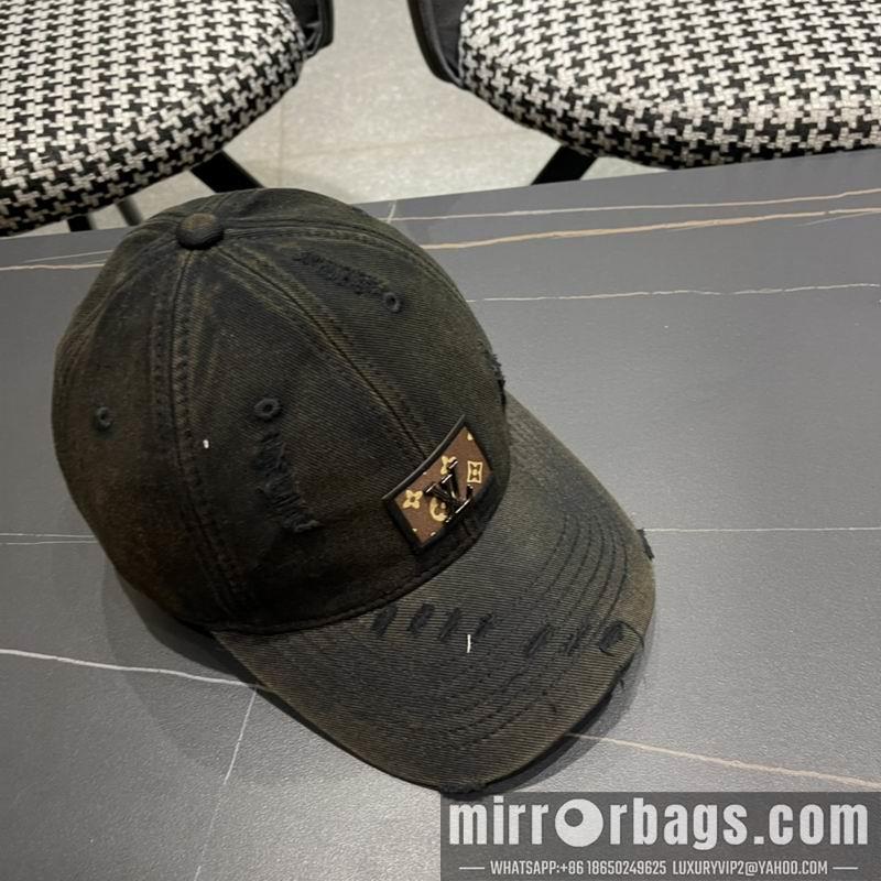Replica LV cap 081005