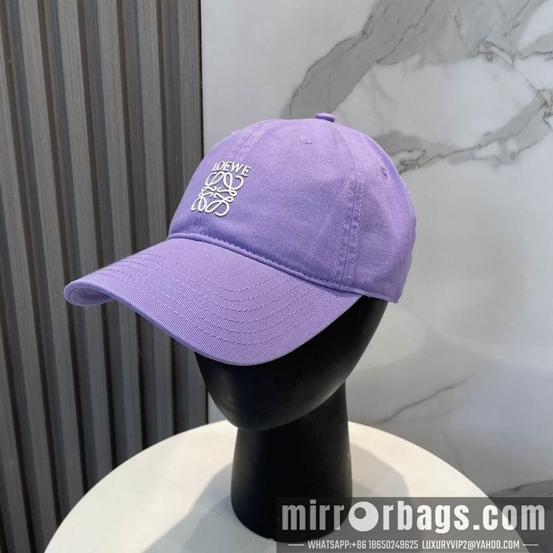 Replica Loewe cap dx49