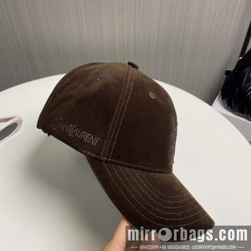 Replica YSL cap dx31