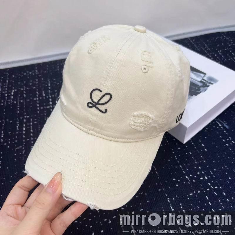 Replica Loewe cap dx18