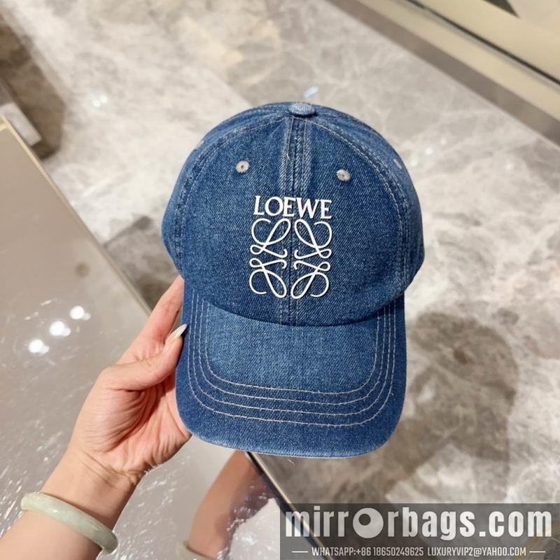 Replica Loewe cap 041701