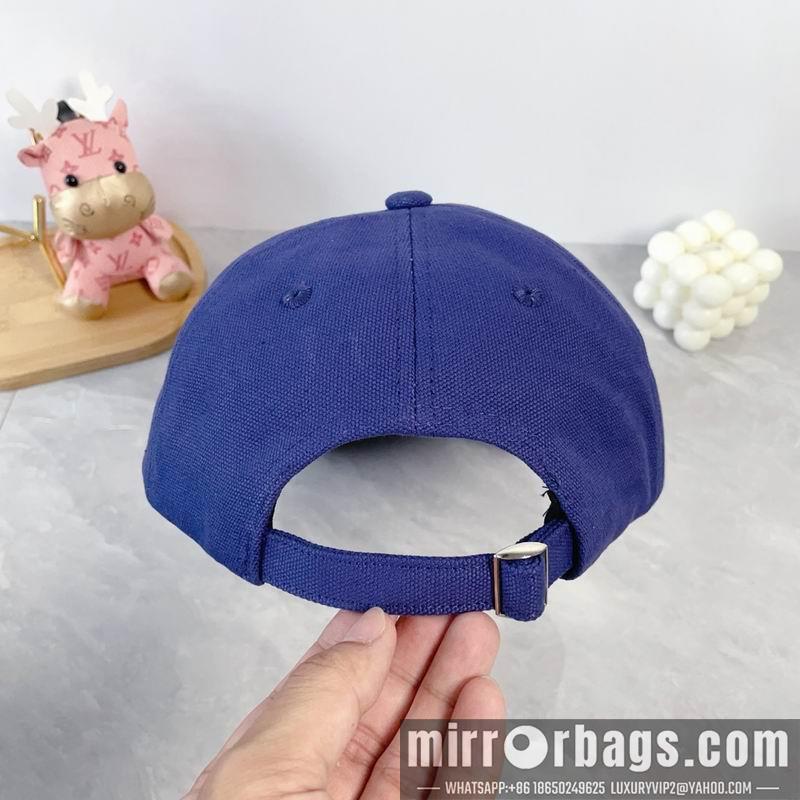 Replica Loewe cap dx21