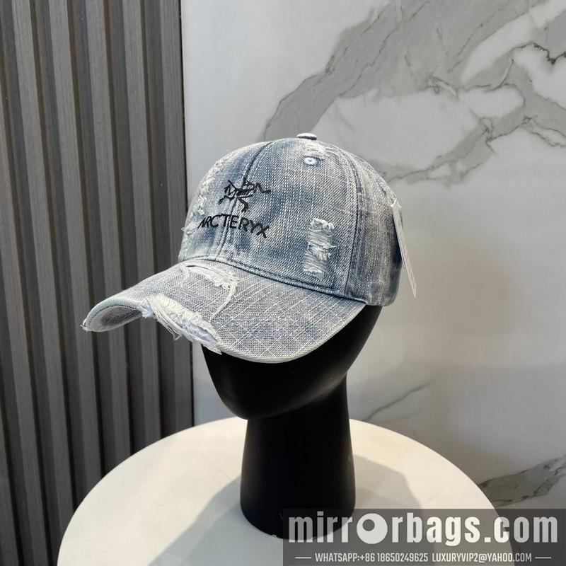 Replica Arcteryx cap dx18