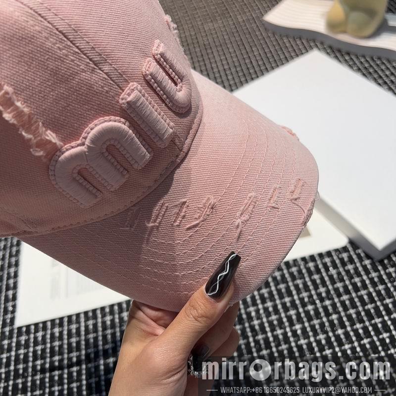 Replica Miumiu cap dx16