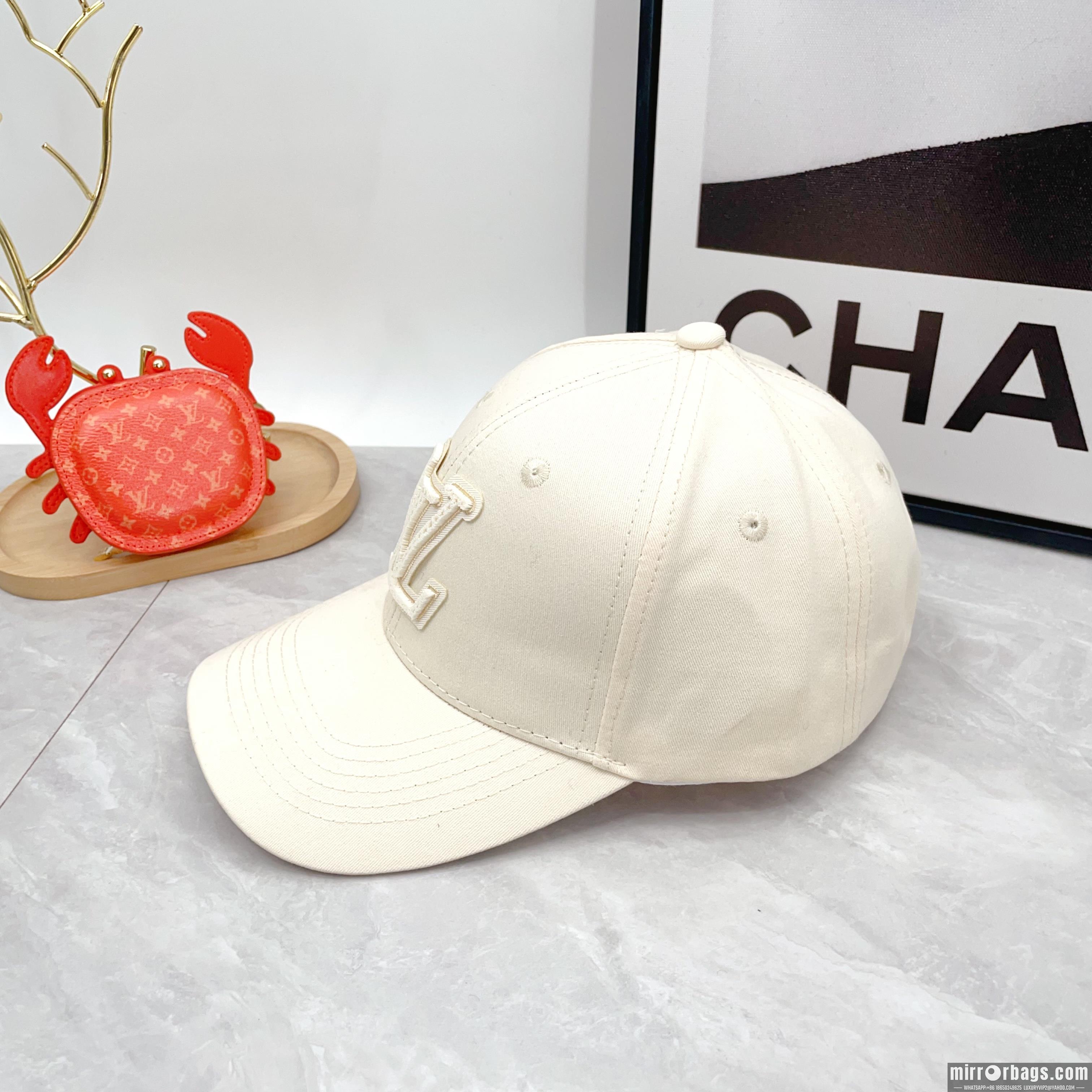 Replica LV Hat dx04