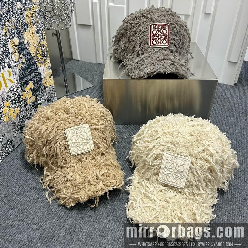Replica Loewe cap dx34