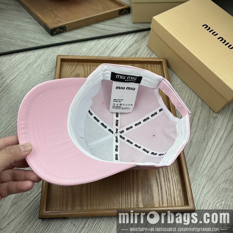 Replica Miumiu cap dx60