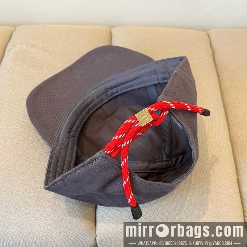 Replica Miumiu Cap dx32