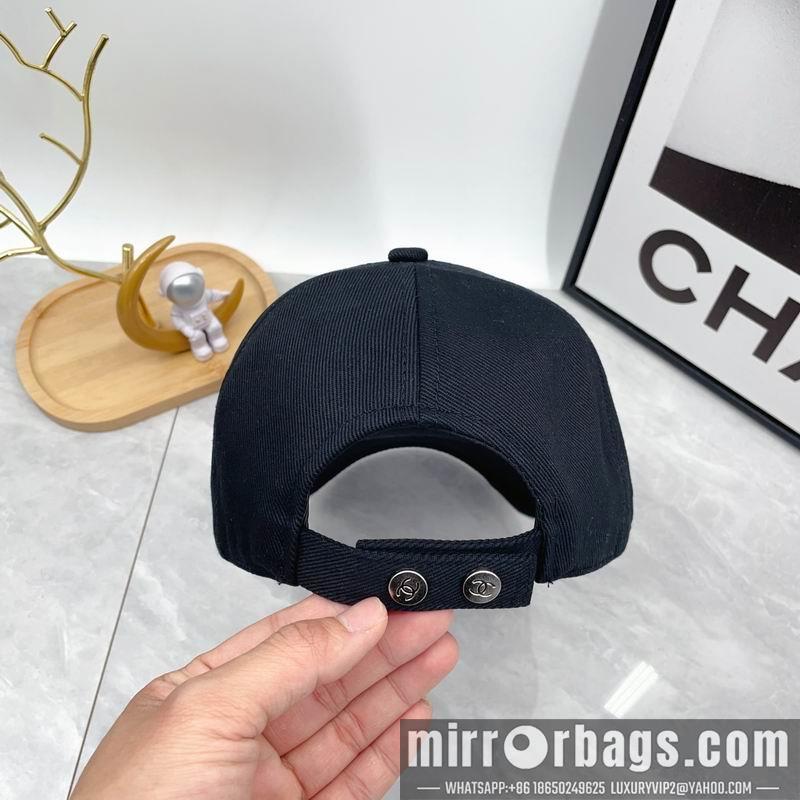 Replica Chanel cap dx39
