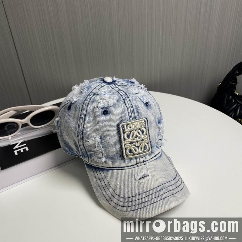 Replica Loewe cap dx50
