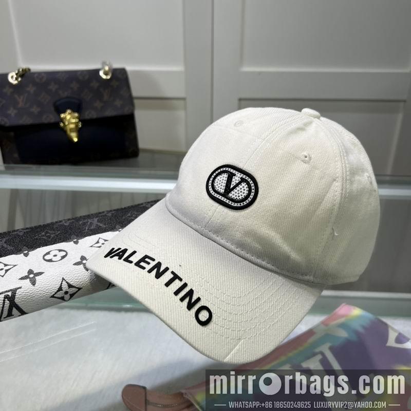 Replica Valentino Hat dx02