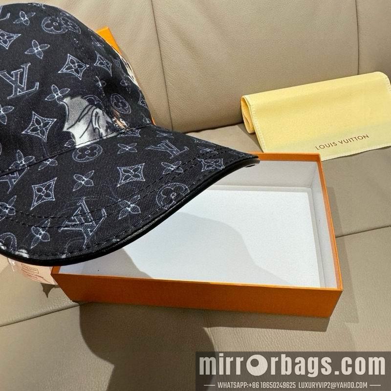 Replica LV cap dx118