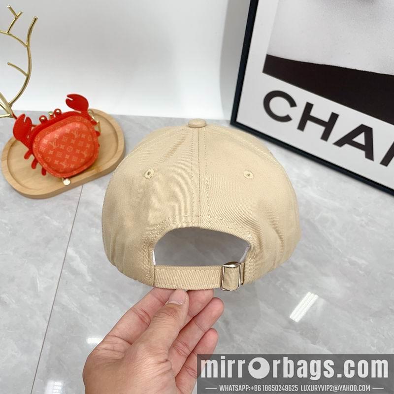 Replica Vivienne Westwood cap dx03