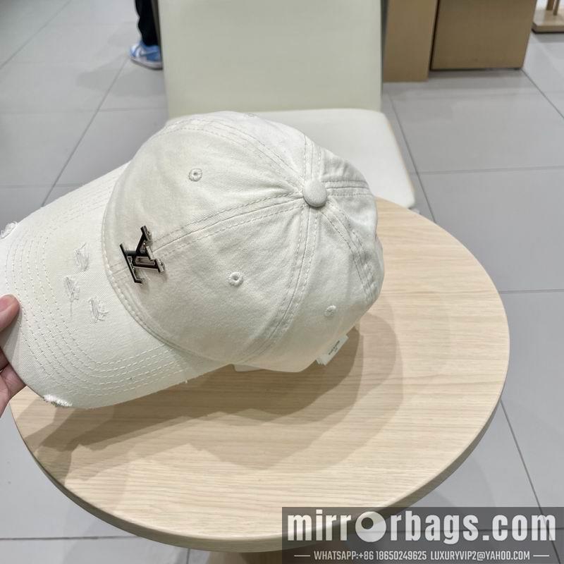 Replica LV Hat 041405