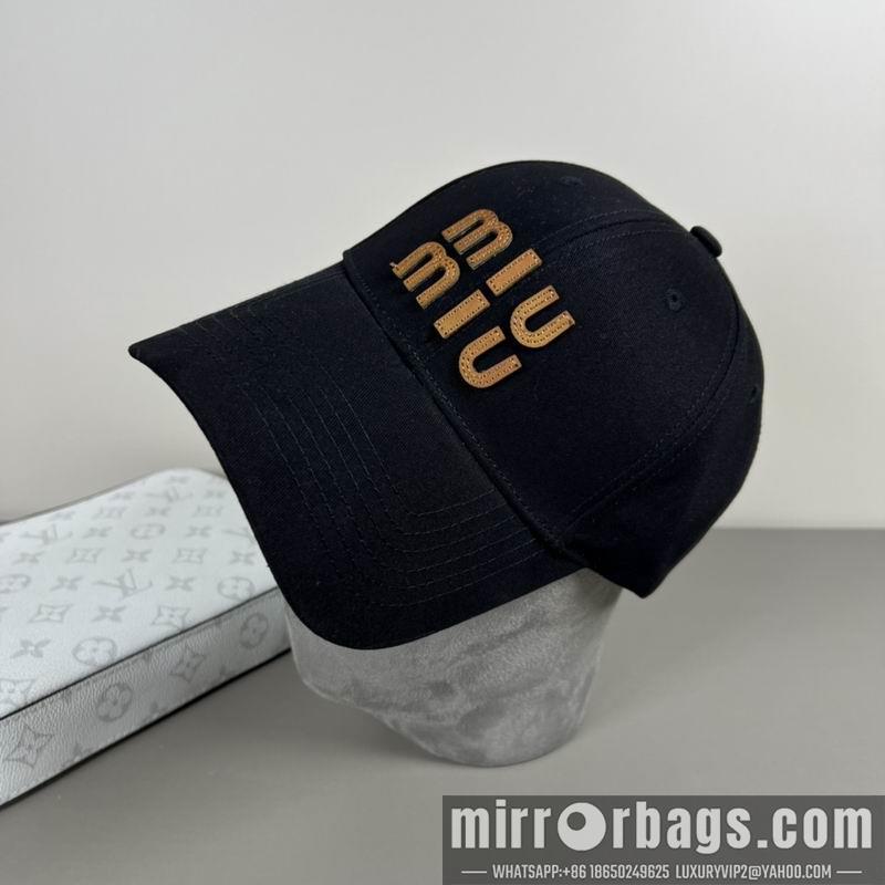 Replica Miumiu cap dx09