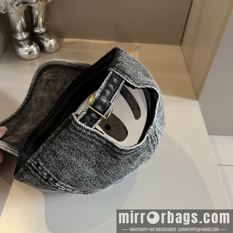 Replica Celine Cap dx37