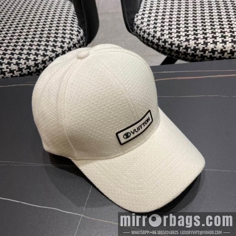 Replica LV cap 010701