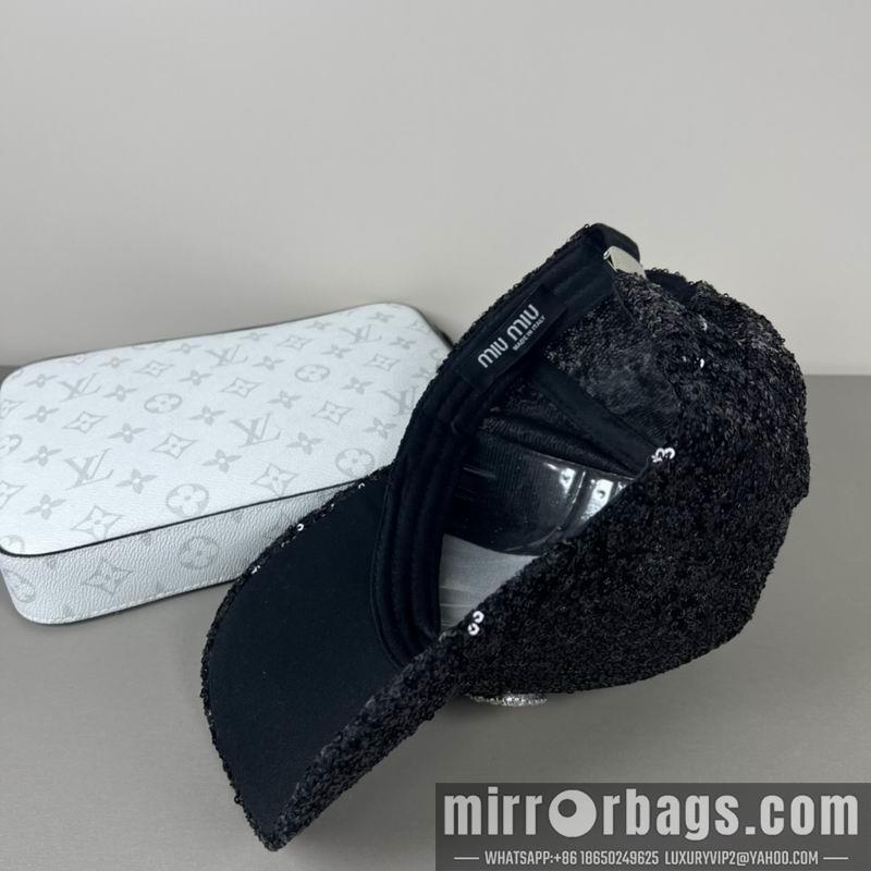 Replica Miumiu Cap dx40