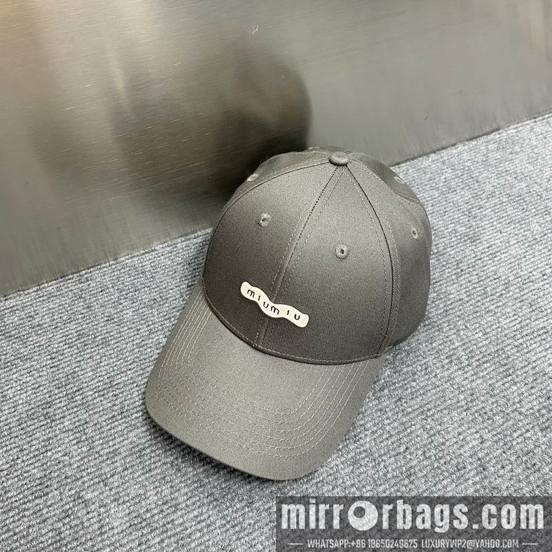 Replica Miumiu cap dx76