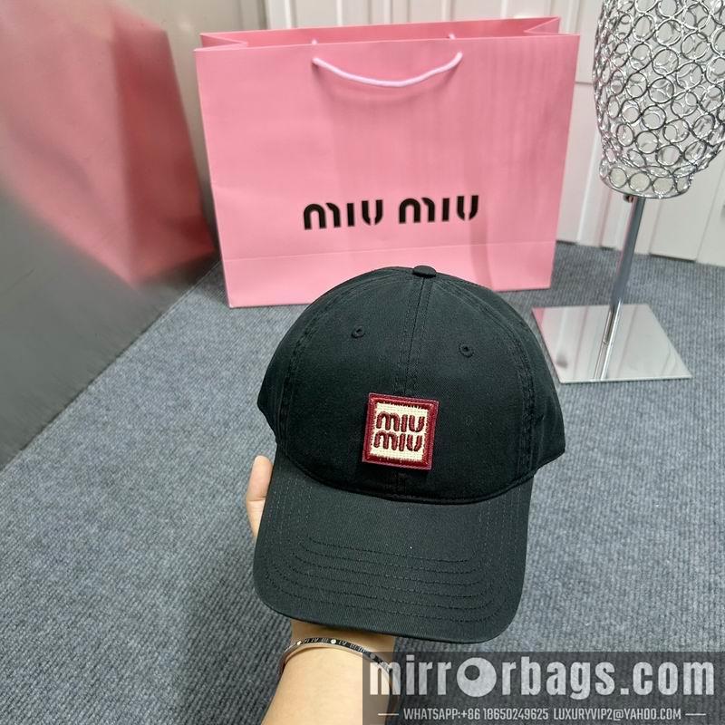 Replica Miumiu cap dx71