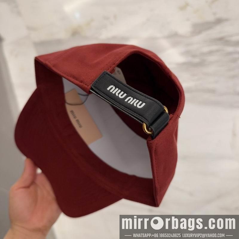 Replica Miumiu Cap dx35