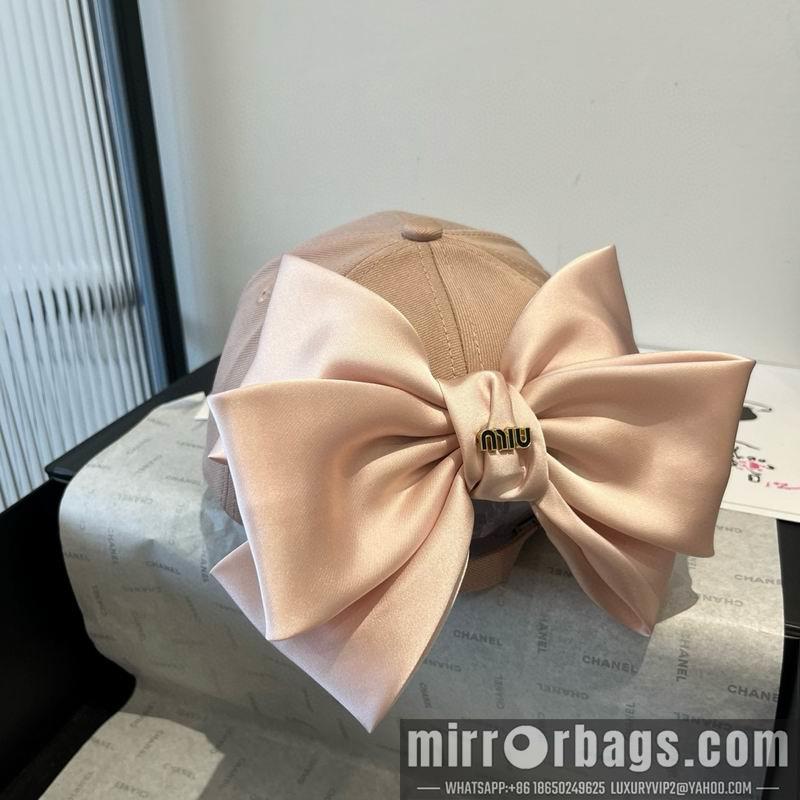Replica Miumiu cap dx06