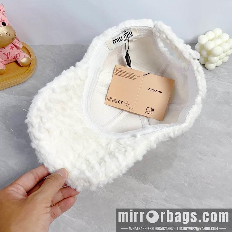 Replica Miumiu cap dx66