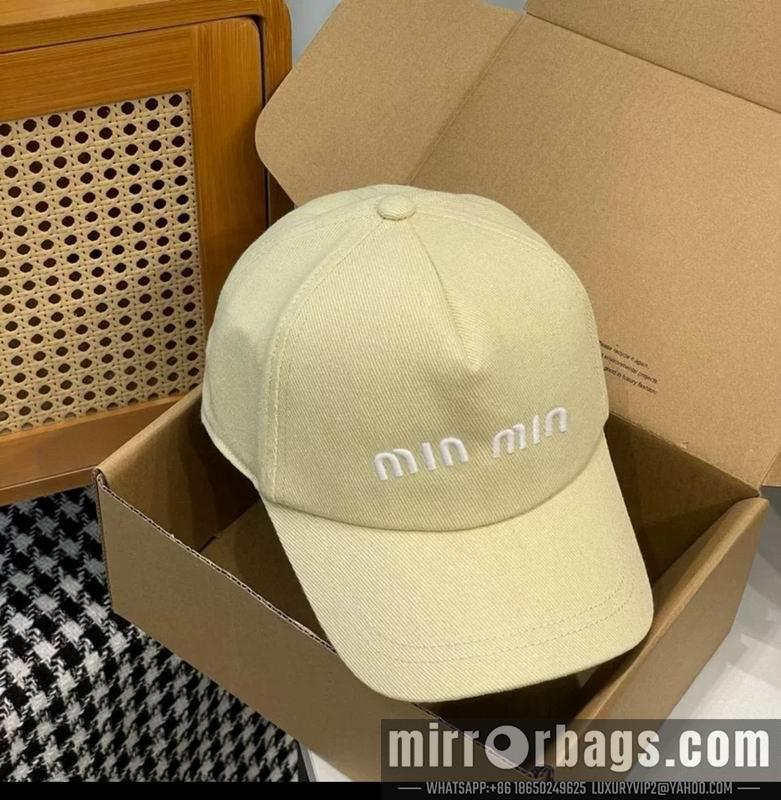 Replica Miumiu cap dx03