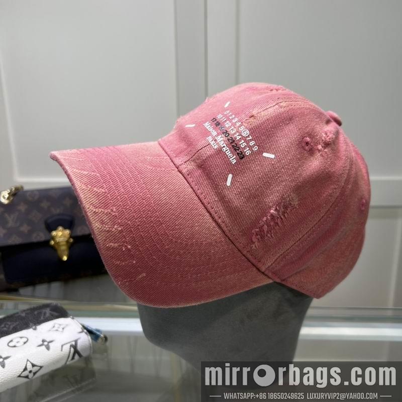 Replica Other cap dx01