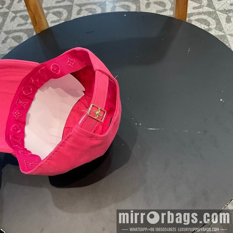 Replica LV  cap 072303
