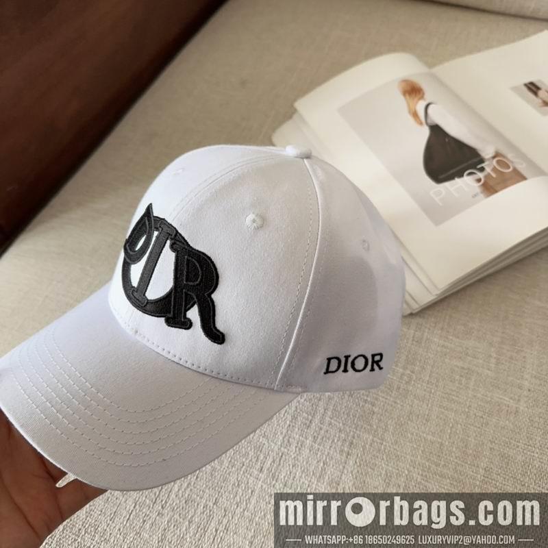 Replica Dior cap dx11