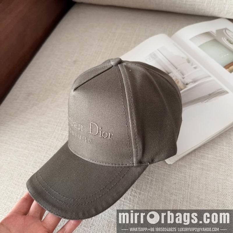 Replica Dior cap dx09