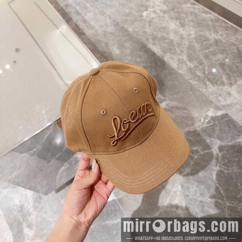 Replica Loewe cap dx44